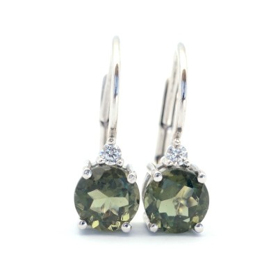 Stříbrné náušnice s pravým broušeným vltavínem 5 mm /Krásný český šperk.