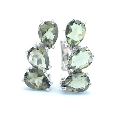 Stříbrné náušnice se třemi vltavíny slza/ Broušený pravý vltavín.