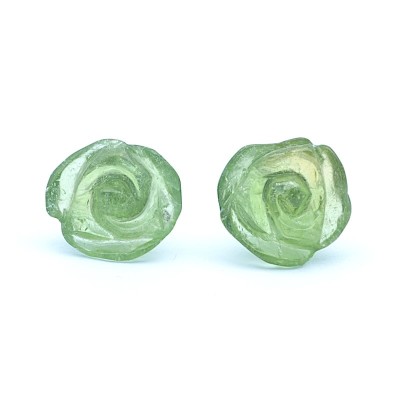 Stříbrné náušnice s turmalínem různé barvy , tvar květina / Jemné a romantické náušnice .