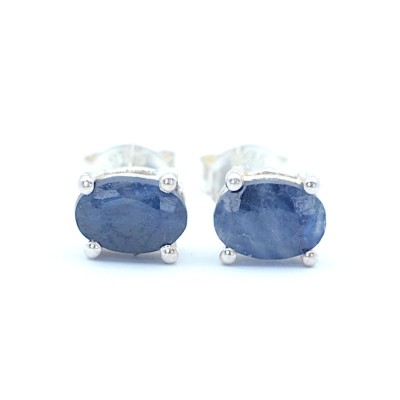 Safírové oválné náušnice na puzetku/Stříbro 925.